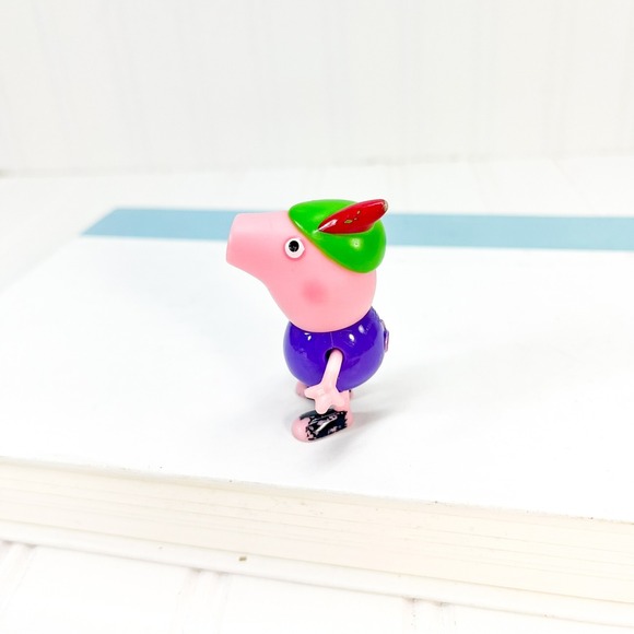 Jazwares Other - Peppa Pig Princess Peppa's Kingdom Sir George Pig Action Figurine w/ Green Beret